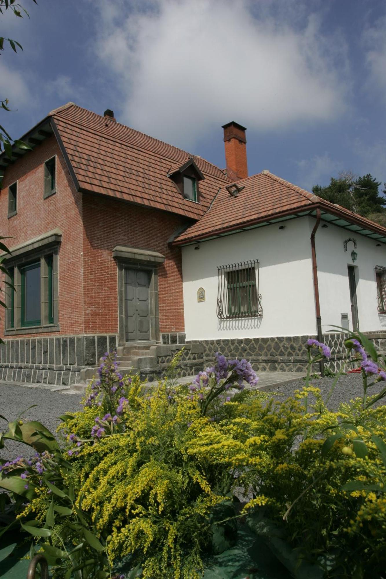 Hotel Villa Dorata Nicolosi Εξωτερικό φωτογραφία